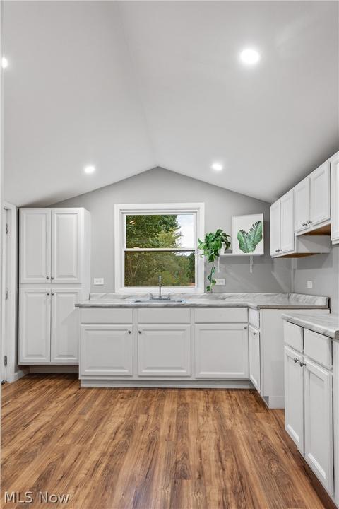 460 Poland Ave, Struthers, OH 44471 photo 12