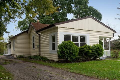 460 Poland Ave, Struthers, OH 44471 photo 2