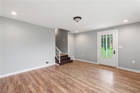 460 Poland Ave, Struthers, OH 44471 photo 4