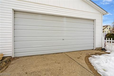 141 25th St SE, Massillon, OH 44646 photo 17