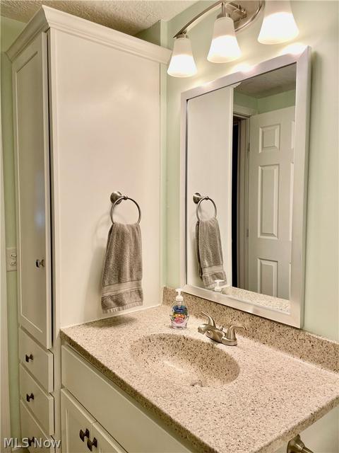 319 Mohawk Ave NW, Canton, OH 44708 photo 8