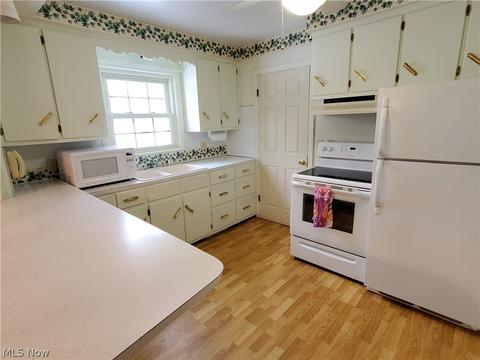 3014 Avondale Ave, Ashtabula, OH 44004 photo 13