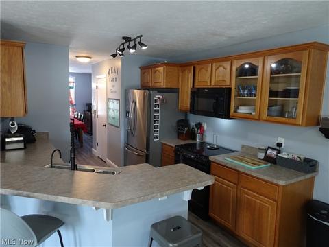 2136 Middle Ave, Elyria, OH 44035 photo 5