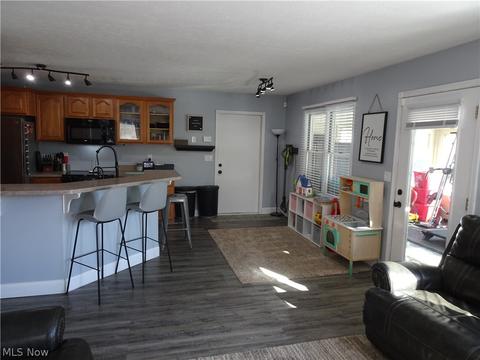 2136 Middle Ave, Elyria, OH 44035 photo 9