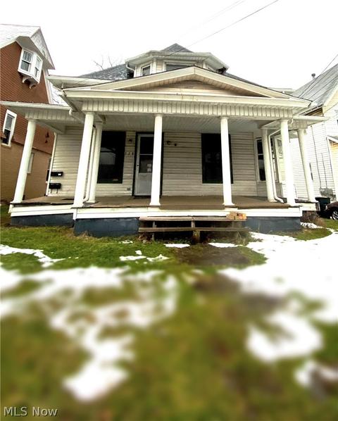 328 Main St, Wadsworth, OH 44281 photo 3