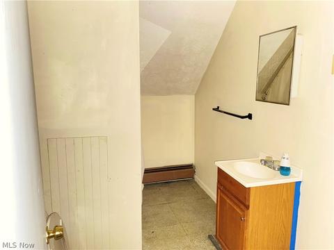 328 Main St, Wadsworth, OH 44281 photo 13