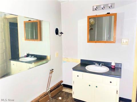 328 Main St, Wadsworth, OH 44281 photo 15