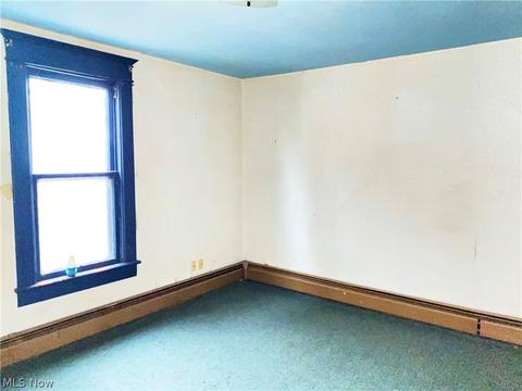 328 Main St, Wadsworth, OH 44281 photo 9