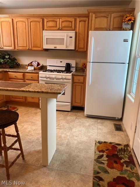 410 E 23rd St, Ashtabula, OH 44004 photo 5
