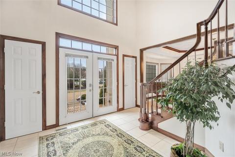 5630 Saddle Ln, Solon, OH 44139 photo 4