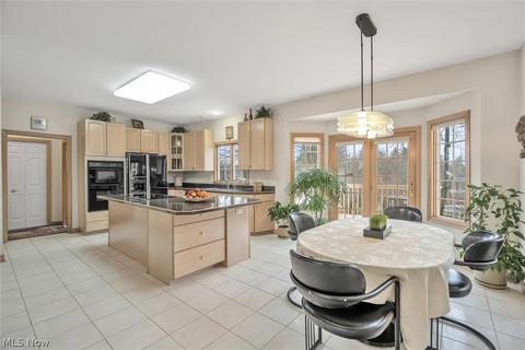 5630 Saddle Ln, Solon, OH 44139 photo 12