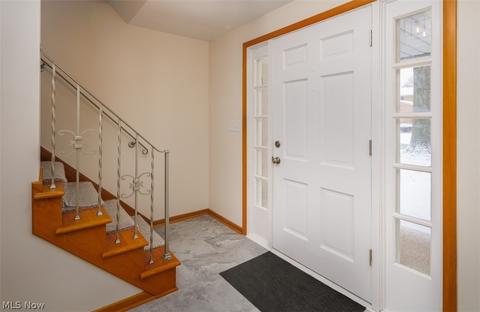 2315 Crosshaven Rd NW, Canton, OH 44708 photo 2