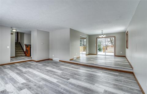 161 Stauffer Dr, Wadsworth, OH 44281 photo 6