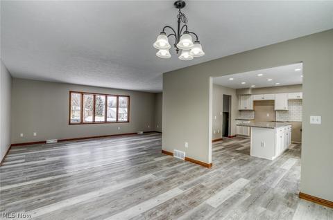 161 Stauffer Dr, Wadsworth, OH 44281 photo 11
