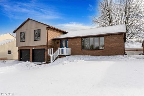 161 Stauffer Dr, Wadsworth, OH 44281 photo 1