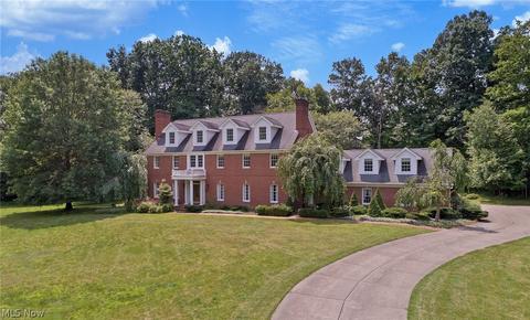 7320 Valley View Rd, Hudson, OH 44236 photo 1