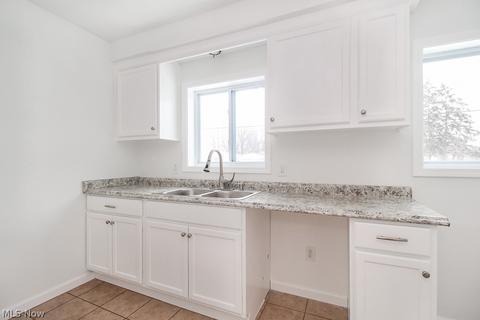 4825 Wake Robin Rd, Mentor, OH 44060 photo 16