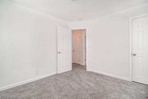 4825 Wake Robin Rd, Mentor, OH 44060 photo 9