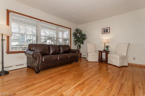 4294 Murray Ave, Willoughby, OH 44094 photo 3