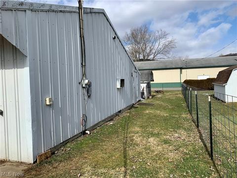 6201 E State Rd, Newcomerstown, OH 43832 photo 4