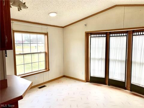 6201 E State Rd, Newcomerstown, OH 43832 photo 9