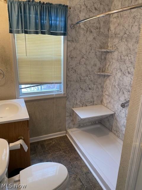 1751 E 236th St, Euclid, OH 44117 photo 6