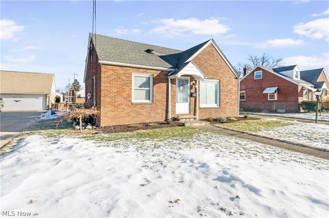 2911 15th St NW, Canton, OH 44708 photo 2