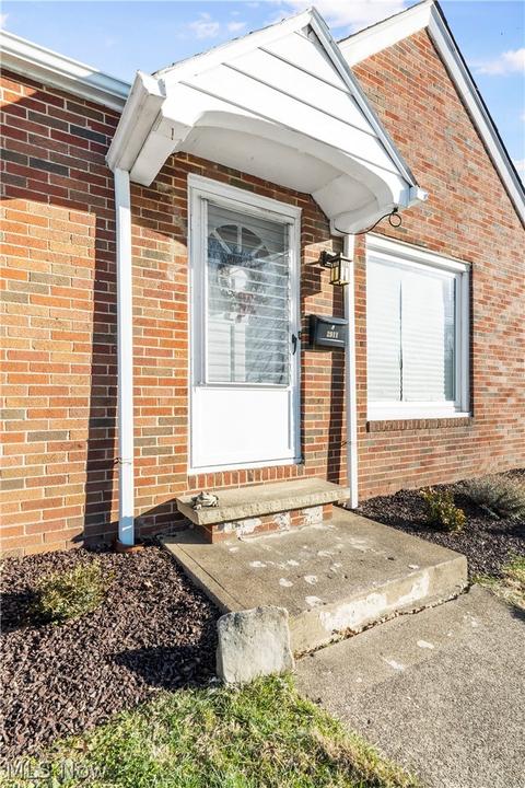 2911 15th St NW, Canton, OH 44708 photo 4