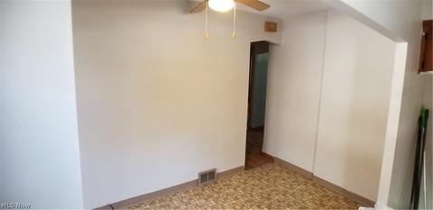 2439 Keystone Rd, Parma, OH 44134 photo 6