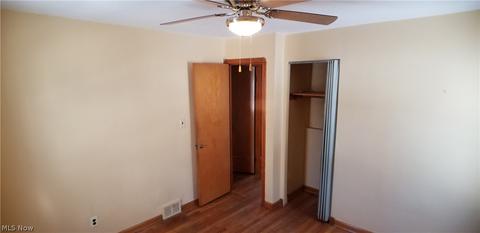 2439 Keystone Rd, Parma, OH 44134 photo 9