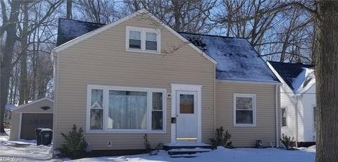 2439 Keystone Rd, Parma, OH 44134 photo 1