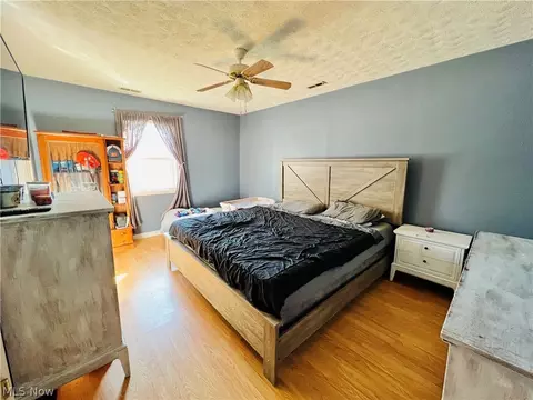 5194 Rolling Ave, Lorain, OH 44055 photo 12