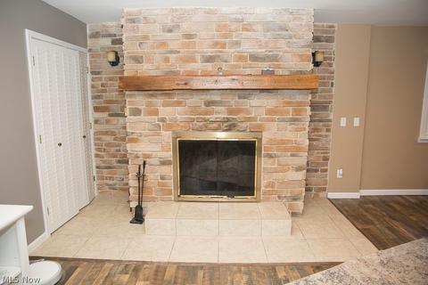 5343 Oak Point Rd, Lorain, OH 44053 photo 12