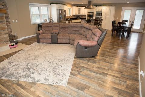 5343 Oak Point Rd, Lorain, OH 44053 photo 10