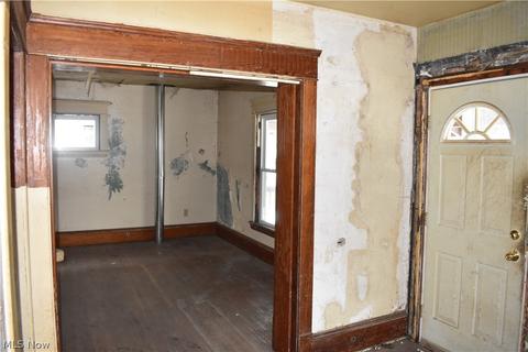 1632 W 3rd St, Ashtabula, OH 44004 photo 5
