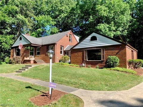5715 E Sprague Rd, Independence, OH 44131 photo 2