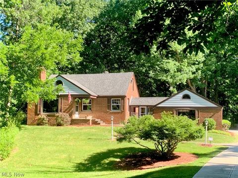 5715 E Sprague Rd, Independence, OH 44131 photo 1