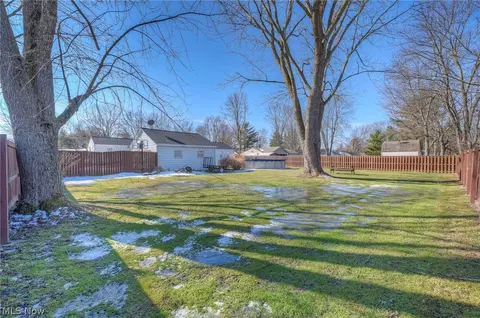 229 Forest St, Lagrange, OH 44050 photo 13