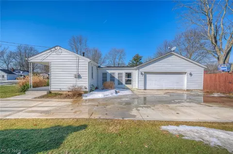 229 Forest St, Lagrange, OH 44050 photo 5