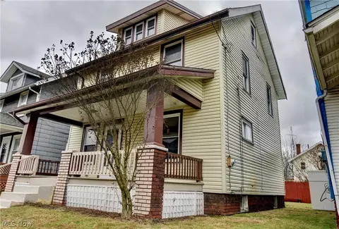 618 Columbus Ave NW, Canton, OH 44708 photo 4