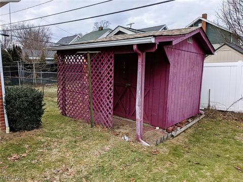 349 Wayne Ave, Akron, OH 44301 photo 34