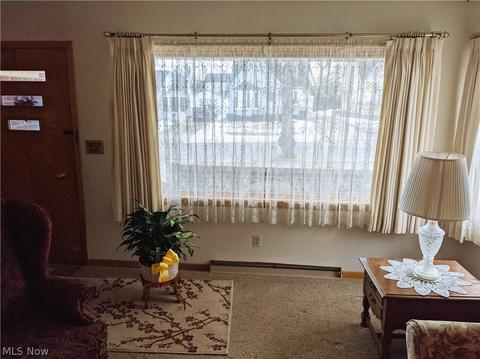 349 Wayne Ave, Akron, OH 44301 photo 7