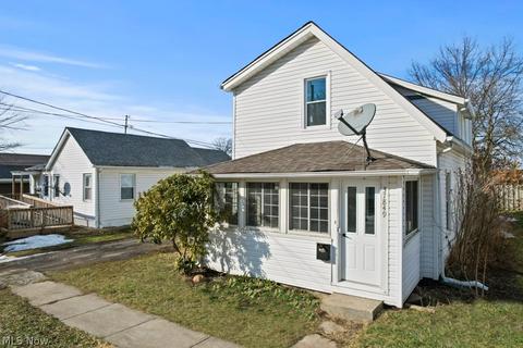 37849 3rd St, Willoughby, OH 44094 photo 1