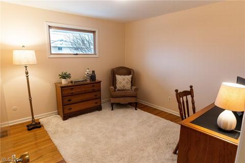 7277 Barton Cir, Parma, OH 44129 photo 16