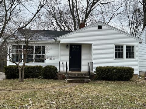 440 Randall Rd, Elyria, OH 44035 photo 1