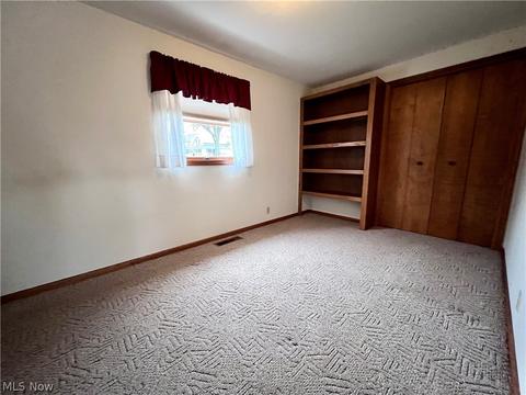 61 E Main St, Dalton, OH 44618 photo 4