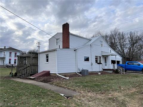 61 E Main St, Dalton, OH 44618 photo 1