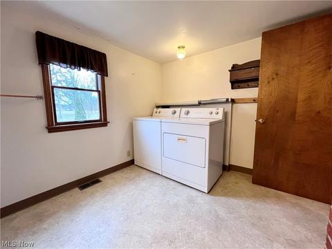 61 E Main St, Dalton, OH 44618 photo 7