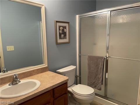 127 Ashfield Ct, Elyria, OH 44035 photo 13