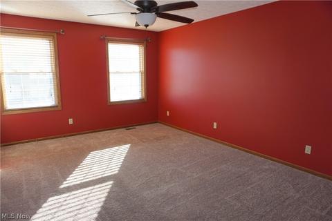 8205 Garnet Ave NE, Canton, OH 44721 photo 10